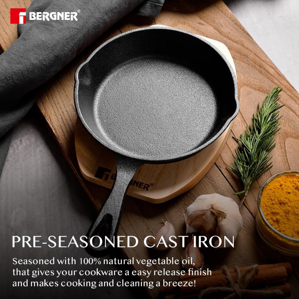 Bergner 15 cm Cast Iron Mini Pan, Cookware & Serveware Comes with Wooden Tray (Induction Base)